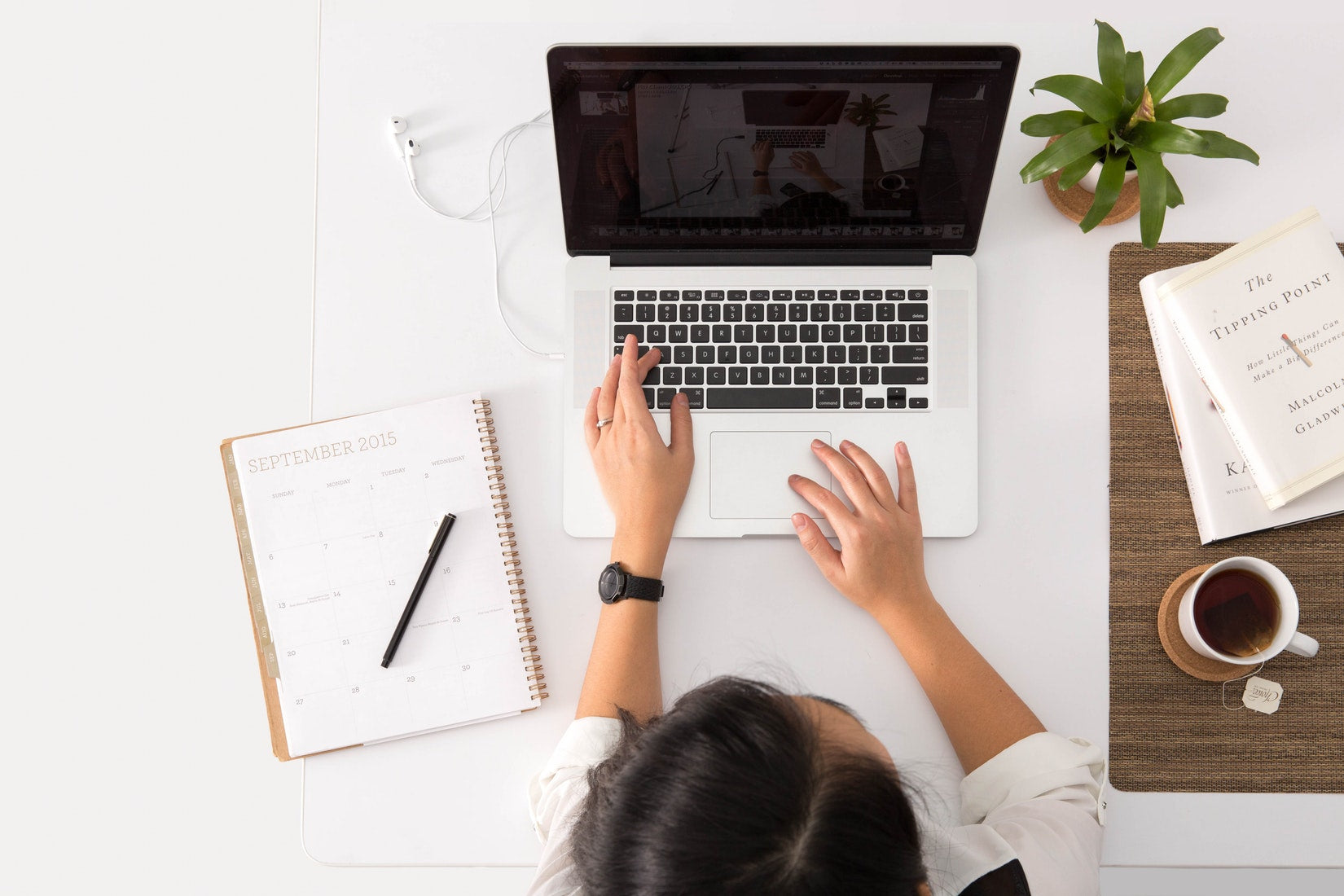 7 astuces pour Travailler Efficacement de Chez Soi